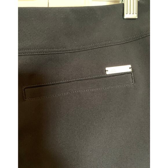 Adidas skort scallop front hem size large in black - Picture 6 of 8